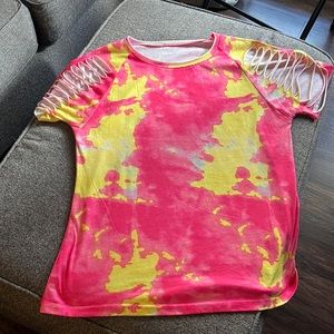 Cute spring colors on this tie dye shirt